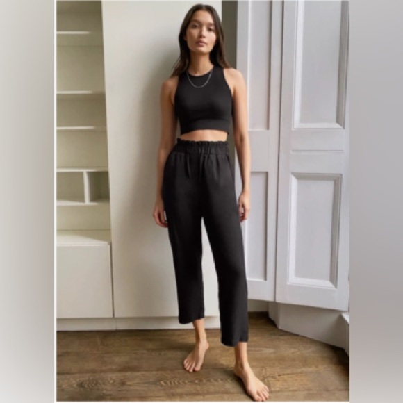 Aritzia The Group Babaton Calipso Paper Bag Beige Trouser Pants Size Medium - Picture 3 of 10